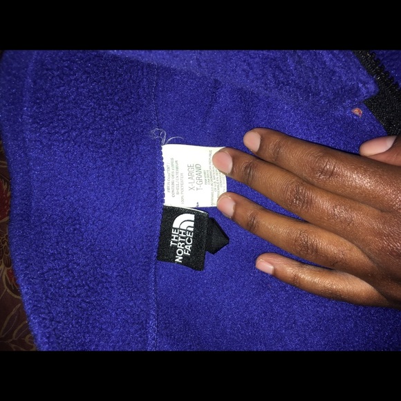 Burple colored north face size XL - Picture 2 of 6